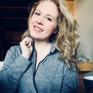 Meet your Posher, Alexandra